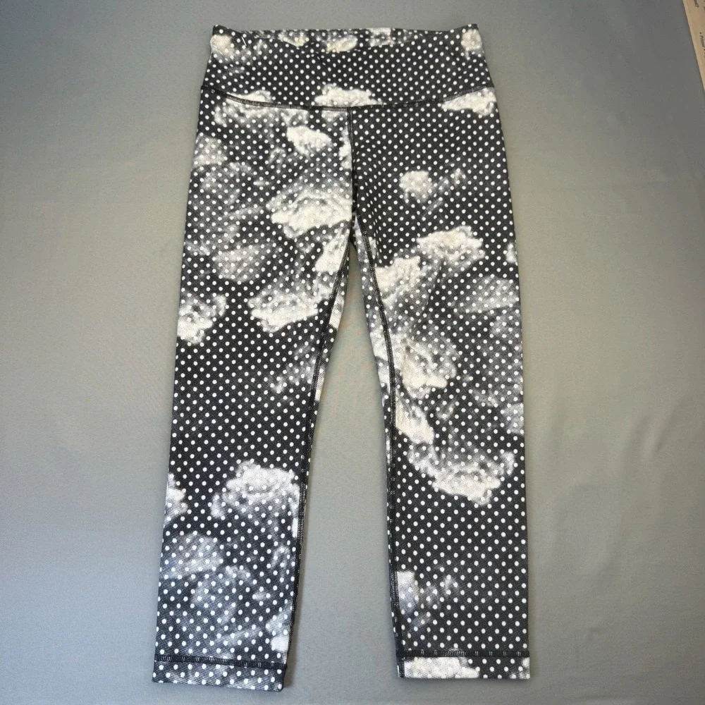 Lululemon Wunder Under Crop Dottie Dream Black Polkadot Cloud Pattern Mid Rise 6